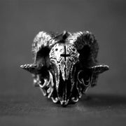 Gothic Skull Ring