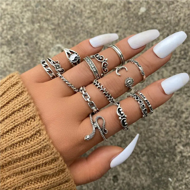 Gothic Chain Rings Set